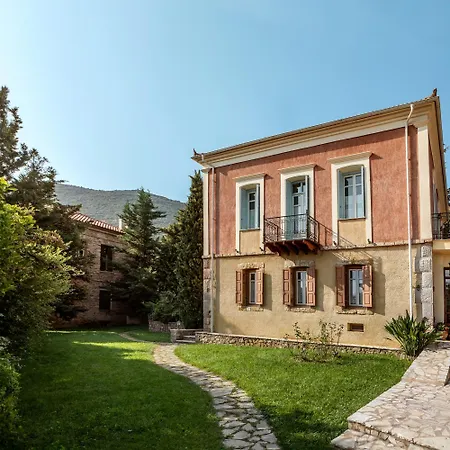 招待所 Archontiko Parnassus Dadi 阿姆菲克利亚