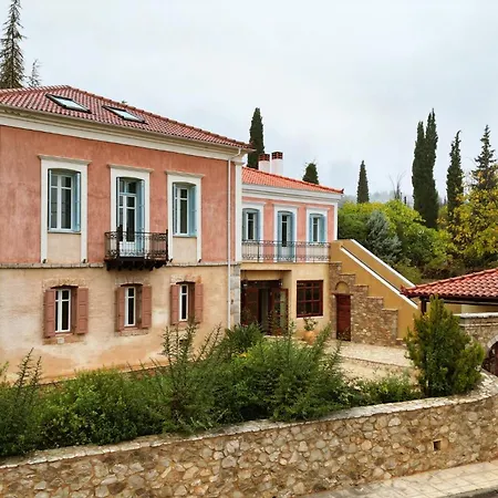 בית הארחה Archontiko Parnassus Dadi 4*