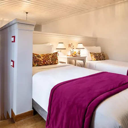 Guest house Archontiko Parnassus Dadi
