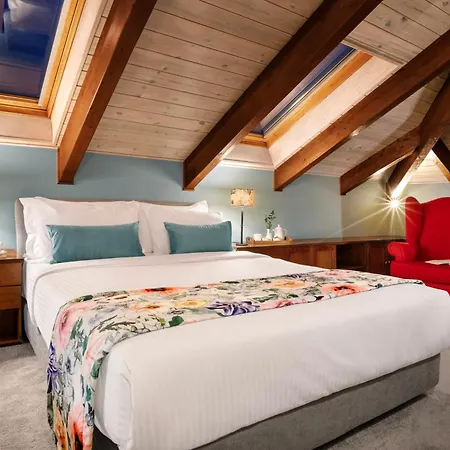 Archontiko Parnassus Dadi 招待所 4*