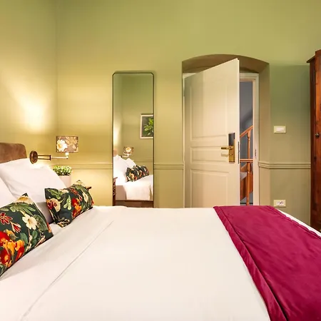 Archontiko Parnassus Dadi 4*