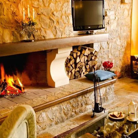 Guest house Archontiko Parnassus Dadi